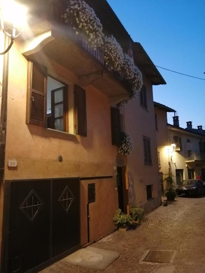 Holiday House Antica Dimora Soggiorni In Langa Centro Storico La Morra Extérieur photo